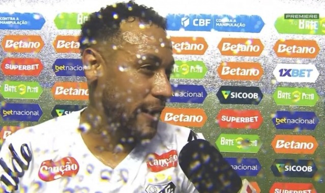 Bwin必赢集团-内马尔：上周说我一无是处该退役，今天就说我得去世界杯+穿10号